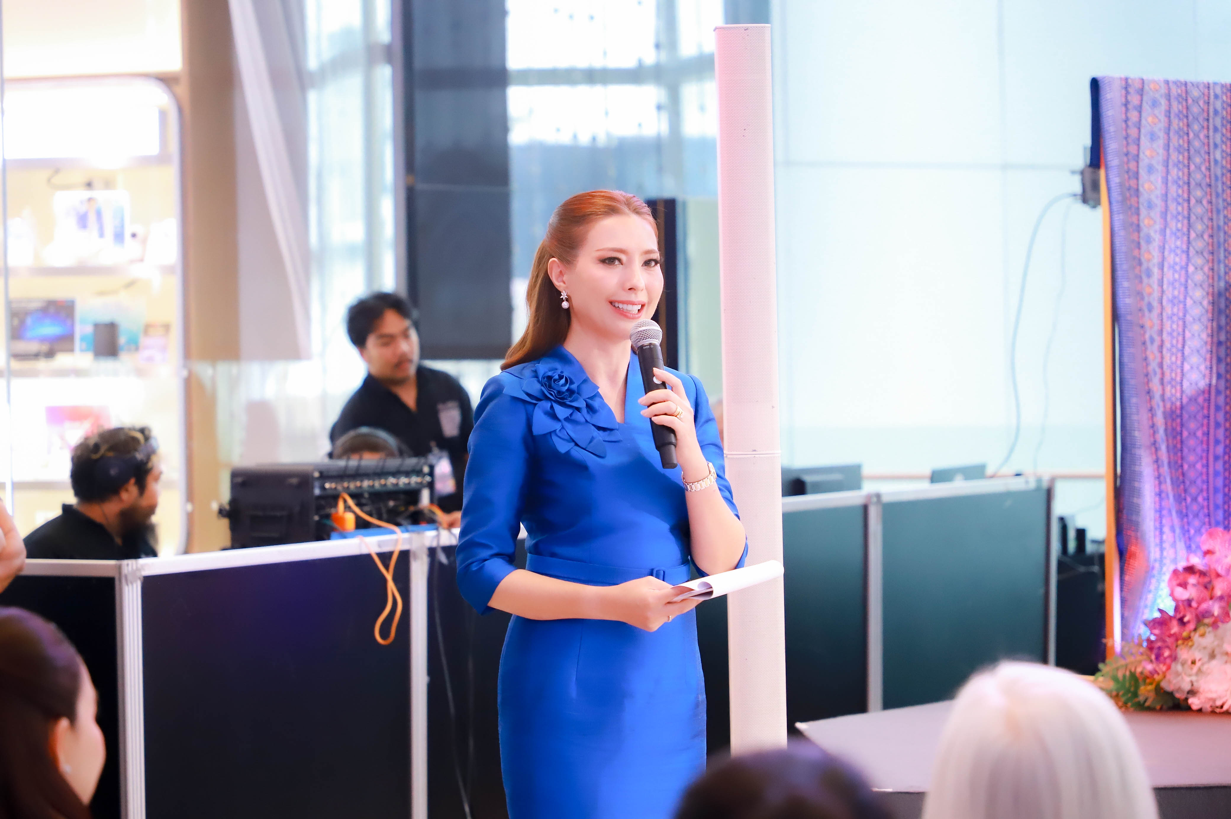 title - ผู้ตรวจราชการ ส.ป.ก. ร่วมพิธีเปิดงานหม่อนไหมสัญจร ณ กรุงเทพมหานครและจังหวัดนนทบุรี ครั้งที่ 3